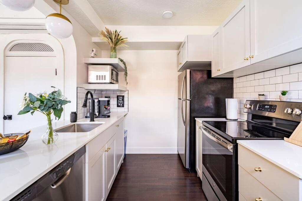 Lady Madonna Sage Flat Apartment Salt Lake City Exterior photo